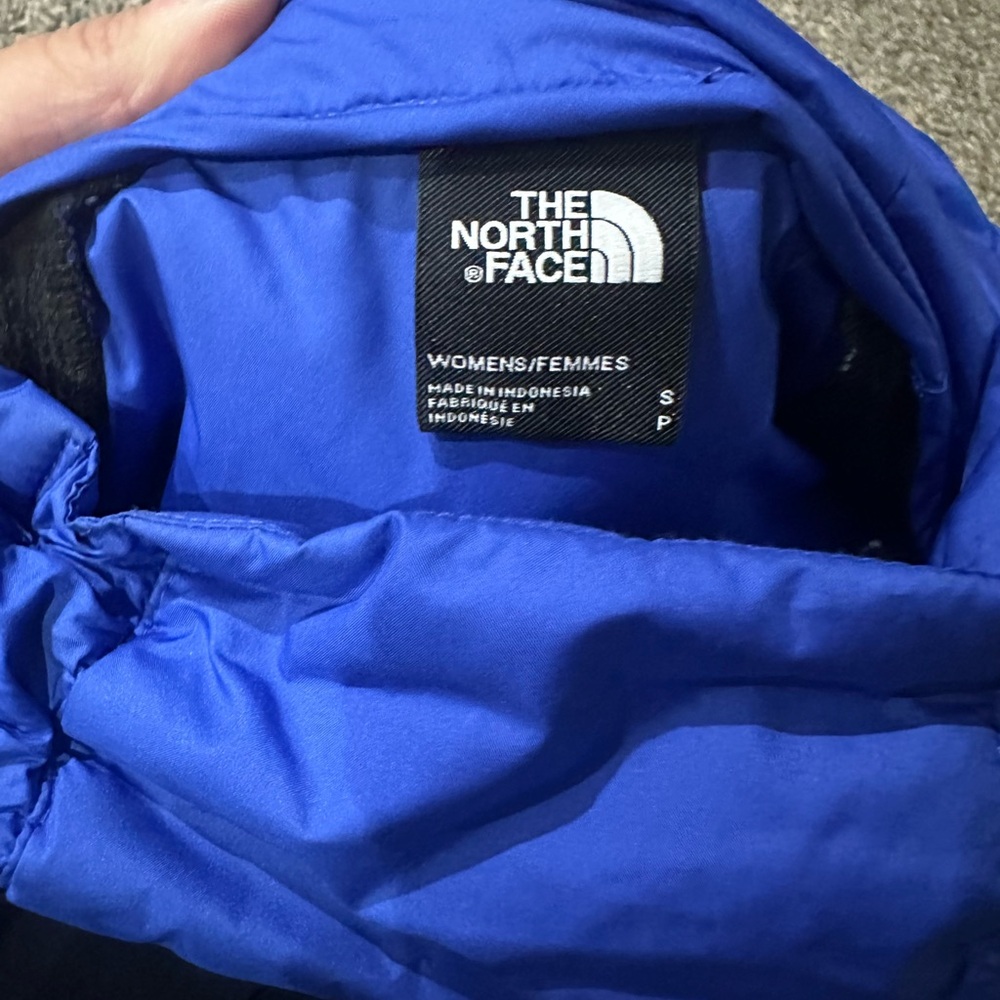 North Face Pullover - image 3